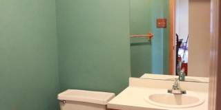 608 QUINCY Court Gallery 37