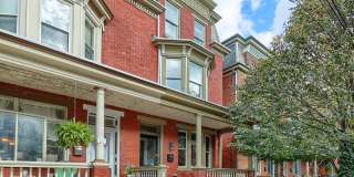 Spacious Midtown 3 Bedroom 2.5 Bath Spacious Midtown 3 Bedroom 2.5 Bath Gallery 1