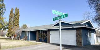 Three bedroom, Two bath house Gallery 1