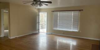 5216 Los Arboles Gallery 1