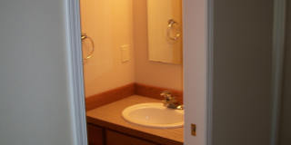 2 Bed, 1.5 Unit Gallery 13