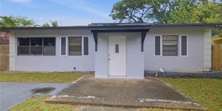 1425 NW 10th Pl Gallery 1