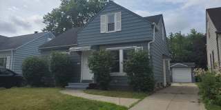 Charming 2-Bedroom Single Family Property in Prime Location Gallery 1