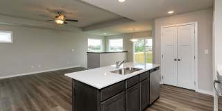"Welcome to Your Spacious Sanctuary: Ranch Living at Its Finest! Gallery 8