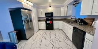 double lake front 4/2 house with swimming pool Gallery 10