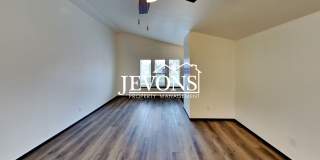 Enjoy this charming condo near Randall Park and Yakima Valley College, with water, sewer, and garbage included! Gallery 10