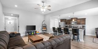 3 Bedroom 3 Bath Home with Bonus Room For Rent! Gallery 10