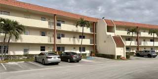 271 S Hollybrook Drive Gallery 14