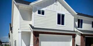 3 bed 2.5 Bath Clean and Move-in Ready Gallery 1