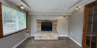 810 Saint Anthony Lane Gallery 26