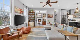 Great location, less than one mile from Historic Downtown Franklin. Gallery 7