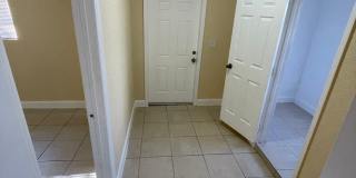 4/2 Home for rent, all tile floor, granite counter tops, new cabinetry, central ac. Gallery 16