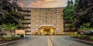 The Flats at Fox Hill Gallery 36