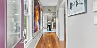 Spacious Kent Home | 6 Bed | 4 Bath | 4,000 Sf | Front Porch + Backyard | Detached 4-Car Garage Gallery 9