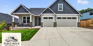 Executive Custom Home for Rent in Eagle Point Golf Course Community, 4 Bed, 3 Bath Gallery 1