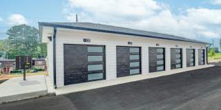 77 Chateau Drive Gallery 10