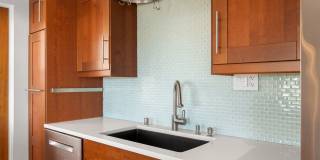 Ocean Beach 2 Bedroom + Bonus Room. Panoramic Water Views! Gallery 20