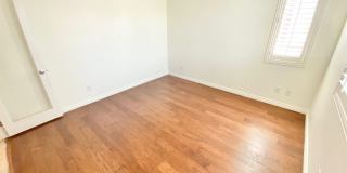 Ultra-Efficient 3 Bed / 2.5 Bath Inspirada Home with Fully Paid-Off Solar Panels! Gallery 6