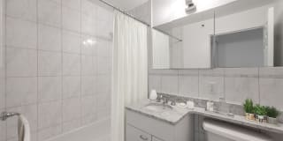 28 Exeter at Newbury Gallery 12