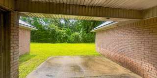RATE DROP ALERT (was $2200/month) and MOVE-IN SPECIAL: 1st FULL MONTH'S RENT FREE* Gallery 18