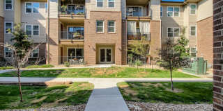 Evolve Real Estate: Move-in Ready in West Arvada, Contemporary 3 Beds/2 Baths Condo! Gallery 1