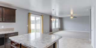 4 Bed/2.5 Home In Kuna! - Pets Welcome! Gallery 5