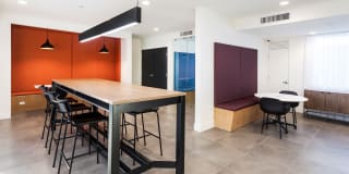 Living at NoHo Gallery 29