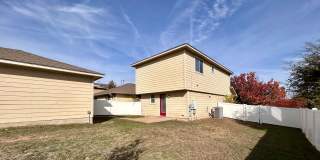 17920 Kenai Fjords 78660 | 3 bed 2.5 bath 2 car garage  $1900 coming soon available MAY 2026 Gallery 27