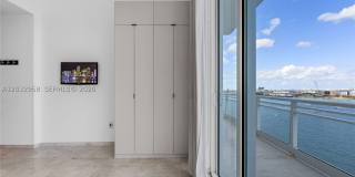 900 Brickell Key Blvd Gallery 36