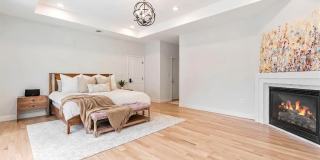 765 Sixth Avenue Gallery 21