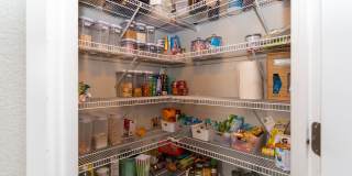 Exquisite 2-Story Home: Luxury Living in Tranquil Cul-de-Sac Setting!! Gallery 11