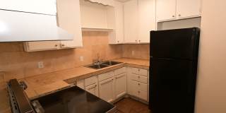 2 Bedroom Apartment - NO PETS - 2334 Lamb Blvd Gallery 6