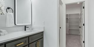 4116 W Olive Street Gallery 23