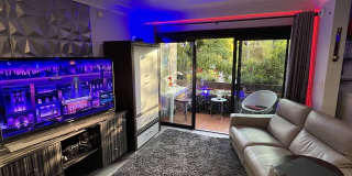 950 N Kings Rd Gallery 13