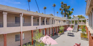 Central Inglewood Life – Gated Living Near SoFi & Transit Gallery 11