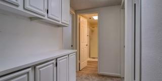 Remodeled 3bd 3-Story Townhouse With Attached Garage Remodeled 3bd 3-Story Townhouse With Attached Garage Gallery 22