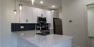 705 Harris Full - Modern Duplex 8 Bed / 7.5 Bath Available August 2027 Gallery 31