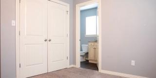 $200 AMAZON GIFT CARD WITH SIGNED LEASE!! 4b/4.5b Now Pre-leasing For August 10th move in!! Gallery 15