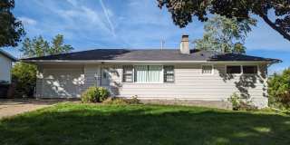 714 N Meadow Ln Gallery 1