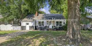Prime Location! 3 bed/ 2 bath! Close to Riverside & Brookside Gallery 1