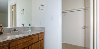 Ridgewood Village Apartment Homes Gallery 34