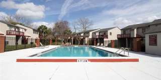 2 Bedroom 2 1/2 bath in the Lakes Townhome Community! Complete Remodel! Gallery 20