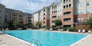 Resort-Style High View Townhome with 2-Car Garage, Private Office & Walkable Hunt Valley Location Gallery 54