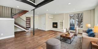 Stunning Luxury Home in Sunnyside **Move-In Special** Gallery 3