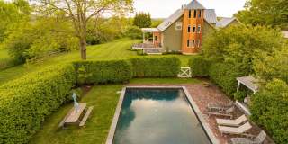 187 Old Mount Tom Road Gallery 1