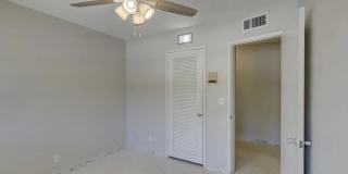 2041 Coral Reef Dr Gallery 32