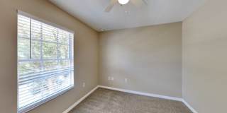 1845 Holton Road Gallery 14