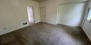 Pittsburgh - 6 Bedroom 1.5 Bathroom - For rent Gallery 14