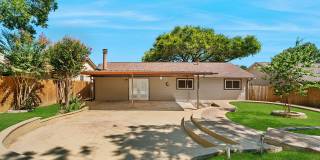 13934 Mission Valley Gallery 16