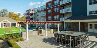 Hudson Square Gallery 17